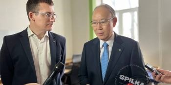 «Війна точиться на багатьох фронтах, у тому числі – й на медійному», – посол Японії Мацуда Кунінорі