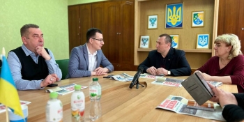 На українських прикордонних із Білоруссю територіях і далі транслюють ворожі телеканали