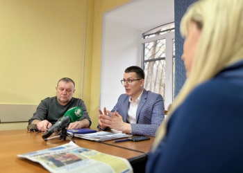 «Журналісти не повинні ходити з синцями, а апаратура – були поламаною!» – Сергій Томіленко про інцидент у Чернігові 2 «Журналісти не повинні ходити з синцями, а апаратура – були поламаною!» – Сергій Томіленко про інцидент у Чернігові