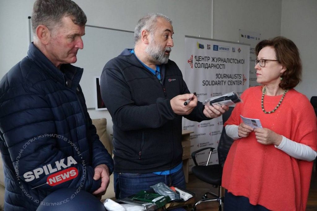 НСЖУ допомогла «Репортерам без кордонів» та британським експертам із безпеки адаптувати програму тренінгу для українських журналістів