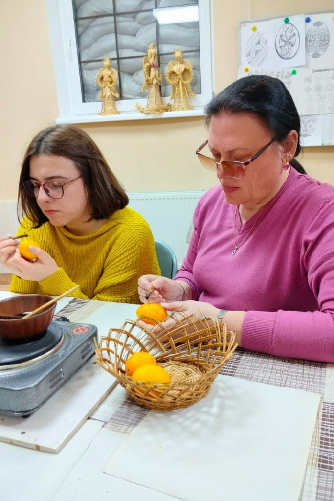 Журналісти-переселенці з Краматорська поповнили лави Івано-Франківського осередку НСЖУ 3