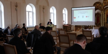 В Івано-Франківську журналісти і духовенство обмінялися досвідом допомоги переселенцям