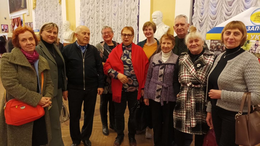 Квітневу арт-терапію для медійників-переселенців провели в Запоріжжі