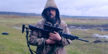 Інтерв’ю зі снайпером ЗСУ: «На війні я той самий фотограф, лиш “фотографую” трішки інакше…»