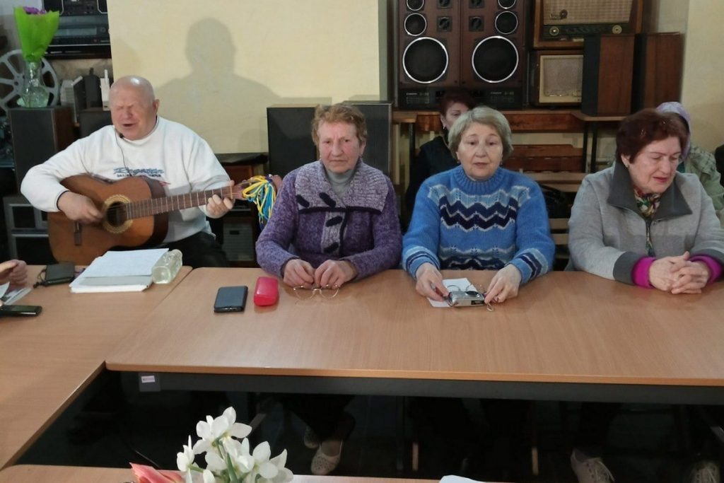 У Запоріжжі презентували твори журналіста-переселенця Івана Кушніренка