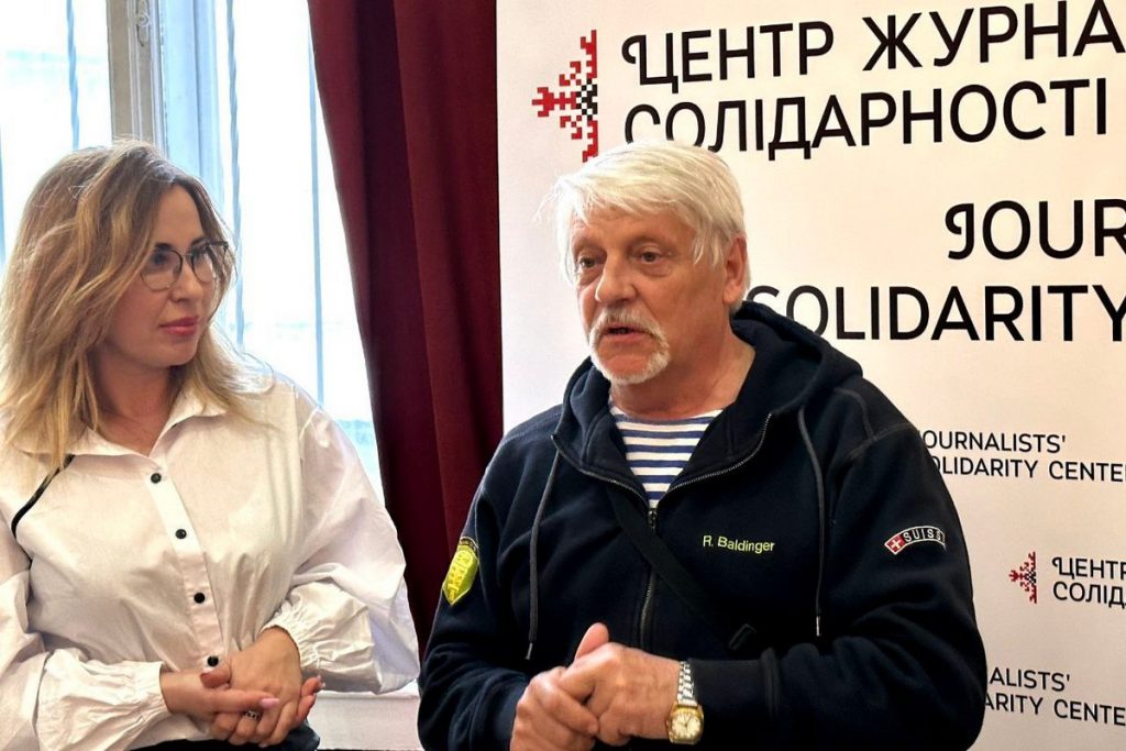 Журналіст з Луганщини ініціював збір книг для дітей переселенців у Львові