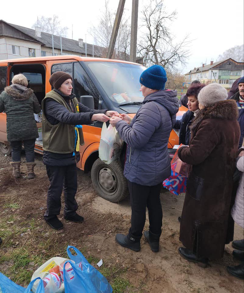 «Злюсь, коли бачу, як десь «зависає» гуманітарка», – прикарпатська медійниця про волонтерство, що стало справою життя 1