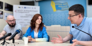 Як підготуватися до поїздки в гарячу точку: під час майстер-класу в НСЖУ досвідом поділилися воєнкори