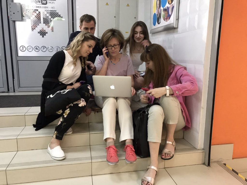 Команда центрального офісу НСЖУ сьогодні провела робочу нараду в укритті