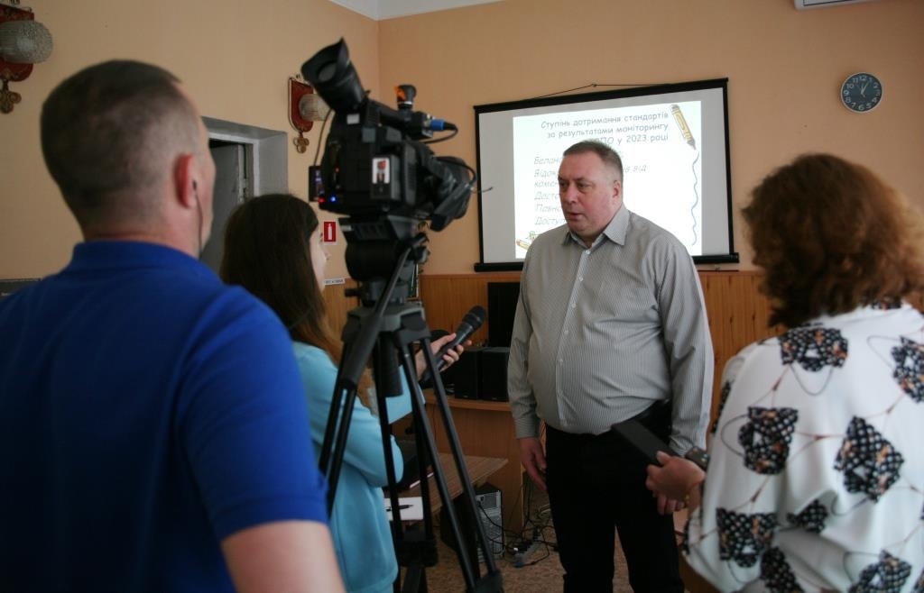 Побороти потік фейків, пропаганди й маніпуляцій: Дніпровський центр журналістської солідарності НСЖУ провів тренінг з медіаграмотності 1