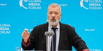 На Global Media Forum в Німеччині під час виступу росіянина пролунала повітряна тривога