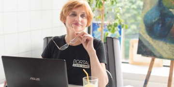 Редакторка Ірина Садова: «Ми написали на аркушах «Люди», «Діти», «Евакуація», щоб нас ідентифікували як цивільних»