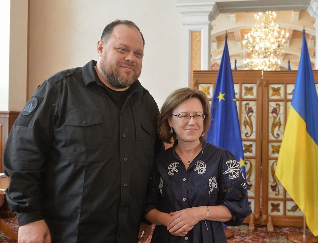 Відзнаки Верховної Ради України медійникам вручив Голова парламенту з нагоди Дня журналіста 20