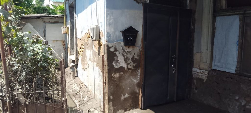 Будинок журналістки з Херсона Олени Маляренко залило водою