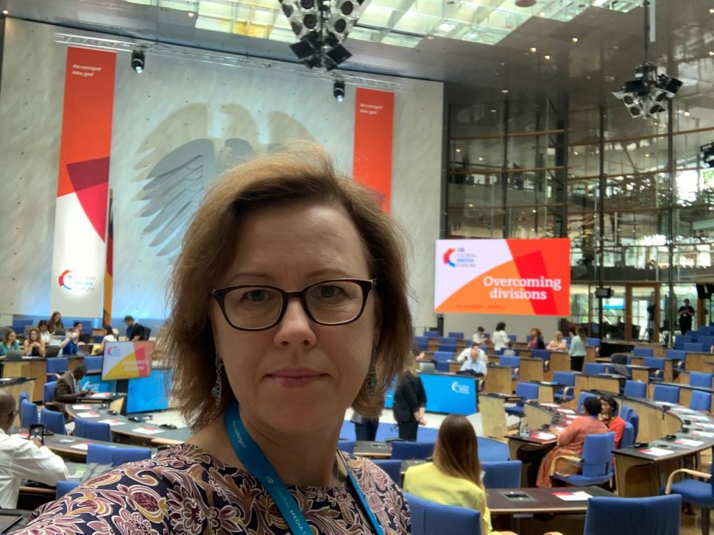 DW Global Media Forum 2023 відкрився виступом білорусів із затуленими обличчями, – перша секретар НСЖУ Ліна Кущ