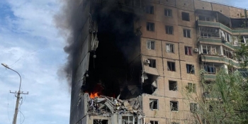 У Кривому Розі внаслідок ракетного обстрілу пошкоджено квартиру журналістки Олени Смоліної