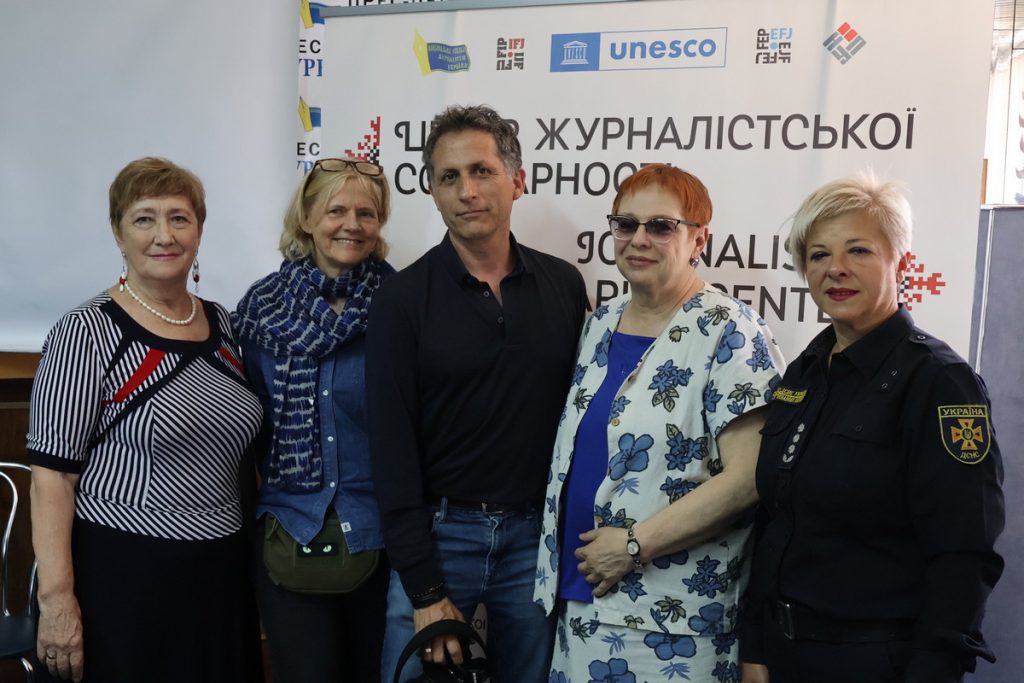 Іноземні журналісти взяли інтерв’ю у запорізьких колег