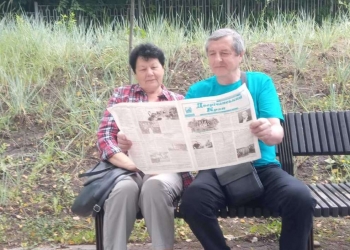 Після півторарічої перерви жителі прифронтової Дворічанської громади знов читають рідну «районку»