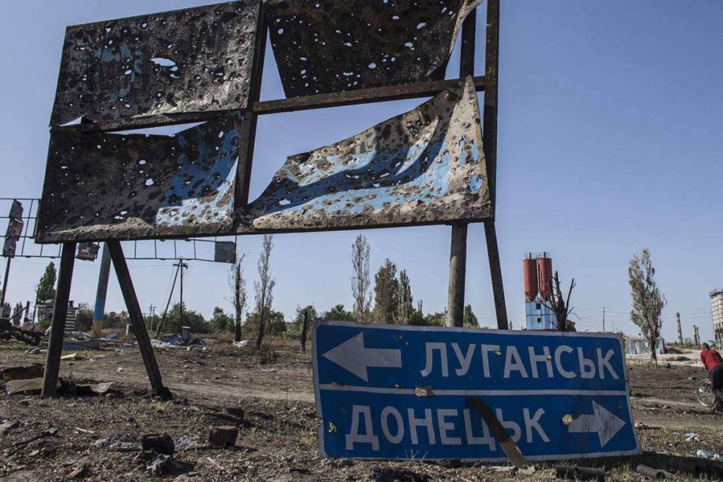 «Російський світ мене переслідував»: по журналістку з Донбасу люди з автоматами приходили тричі