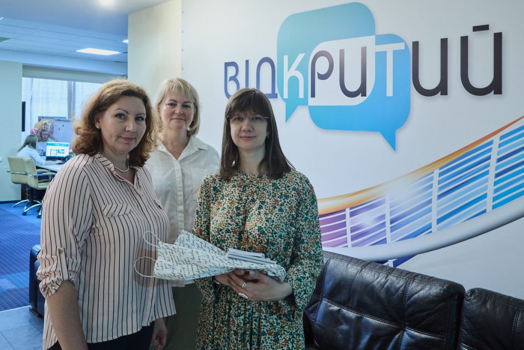 Директорка дніпровського телеканалу «Відкритий» Наталя Бабаченко: «Партнери нам дуже допомагають, бо зараз виживати важко»