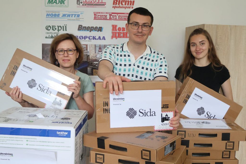 НСЖУ отримала від партнерів техніку для підтримки українських медіа