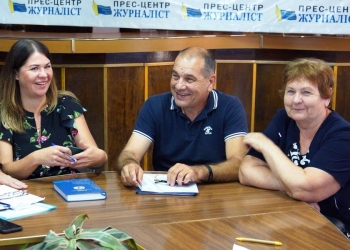 Воєнні і мирні справи громад Запоріжжя обговорили у Центрі журналістської солідарності