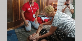 Тренінг з надання домедичної допомоги у Запоріжжі: медійникам запропонували рольову гру