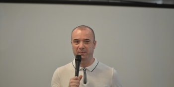 «Треба боротися, бо перемога любить тих, хто не відступає. Поки ти не відчиняєш двері, не чекай, що вони тобі відчиняться» – думки з вебінара Віталія Голубєва