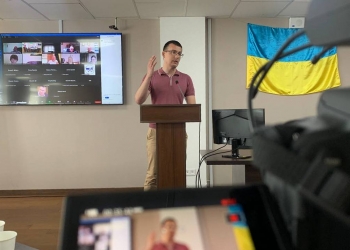 Сергій Томіленко на засіданні профспілок: «Не можна прирівнювати поштову доставку преси до доставки мила або пиріжків!»
