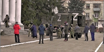 Як писати про життя на окупованих територіях: Комісія з журналістської етики надала рекомендації