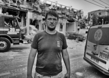 «Коли ракета влучила в кафе, нашій групі пощастило… крім Вікторії Амеліної», – фіксер-перекладач Дмитро Ковальчук