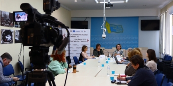 Дружина журналіста Сергія Цигіпи розповіла про «судовий процес» окупантів над медійником 22 Дружина журналіста Сергія Цигіпи розповіла про «судовий процес» окупантів над медійником