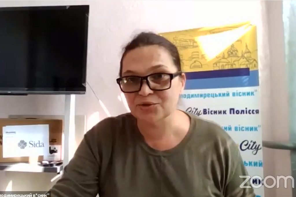 «Для людей журналісти разом з поштою – це зв’язок зі світом і маємо разом тримати інформаційний фронт», – Людмила Босик