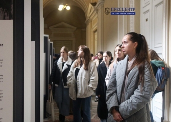 У нашій пам’яті їхня прескарта буде вічно: у Львові відкрили виставку-меморіал, присвячену загиблим журналістам
