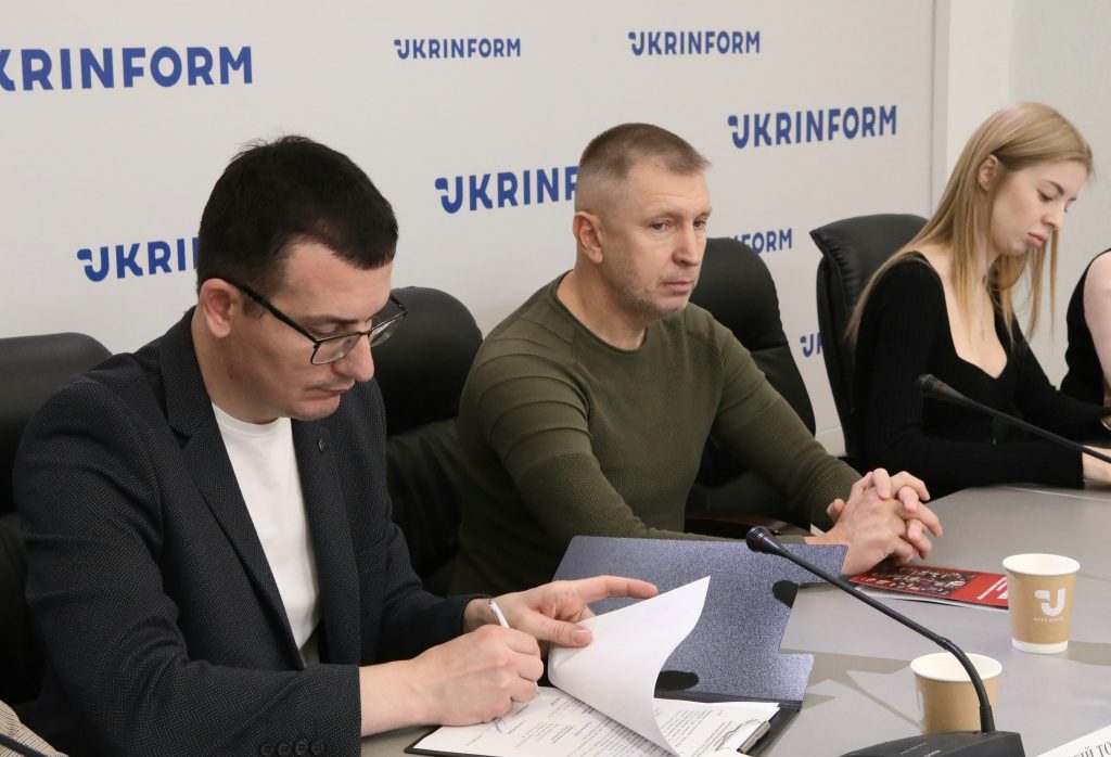«Щодня хочемо вітати на свободі українців», – НСЖУ допомагає в звільненні полонених