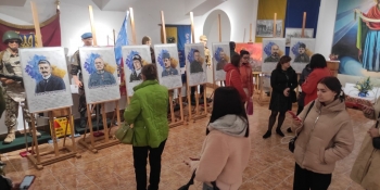 Журналісти та освітяни у Львові відзначили 105-ту річницю Листопадового чину та проголошення ЗУНР