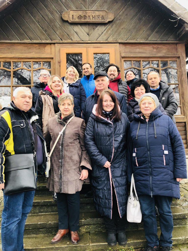 Медійники з Івано-Франківщини знайшли альтернативні шляхи розповсюдження газет 7