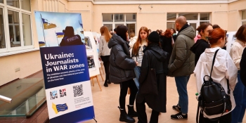 Виставка «Україна: журналісти в зонах бойових дій» – данина шани професії медійника і данина пам’яті загиблим журналістам