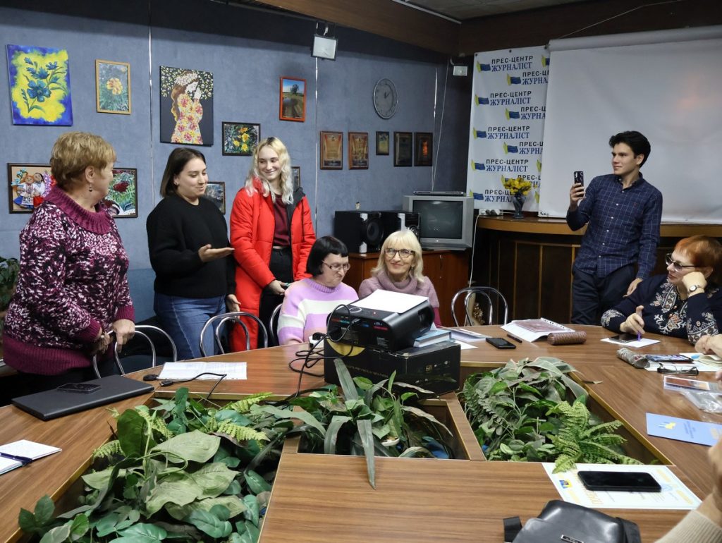 У Запоріжжі вручили нагороди кращим журналістам та ветеранам телерадіоефіру