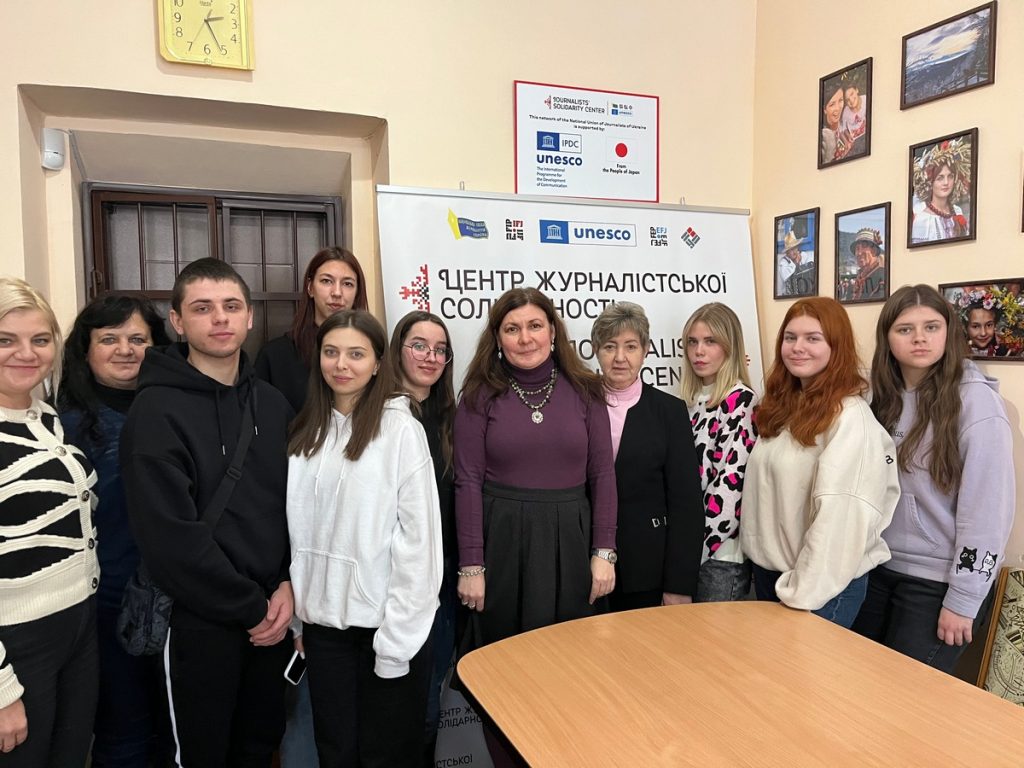 Письменниця, докторка філологічних наук Ольга Деркачова: «Зараз у нашій країні зросла кількість людей, котрі розмовляють українською»