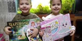 Діти українських журналістів отримають 2 тисячі настільних ігор у подарунок від компанії «Strateg» і НСЖУ 22 Діти українських журналістів отримають 2 тисячі настільних ігор у подарунок від компанії «Strateg» і НСЖУ