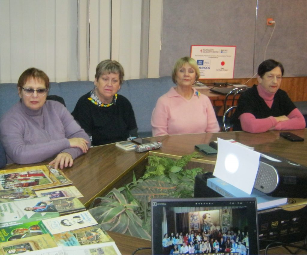 «Одна-єдина Соборна Україна»: мистецька акція в Запорізькому Центрі журналістської солідарності 3