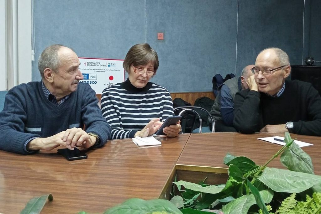 Запорізькі журналісти стурбовані долею лісів, які допомагали створювати