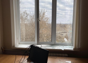 Унаслідок обстрілу в редакції "Ворскли" вилетіли майже всі вікна