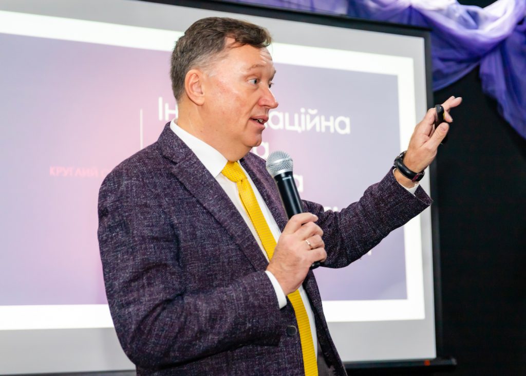 «Попри жахливі обстріли й загрози ДРГ медіа Сумщини тримають інформаційний фронт», – голова обласної організації НСЖУ Володимир Садівничий