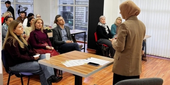 Участь в круглому столі взяли буковинські журналісти, науковці та місцеві активісти