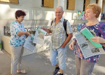 Пів мільйона газет «Гривна» розповсюдили під обстрілами на Херсонщині 7 Газету "Гривна" розповсюджують на території Херсонського та Бериславського районів у деокупованих громадах Херсонщини