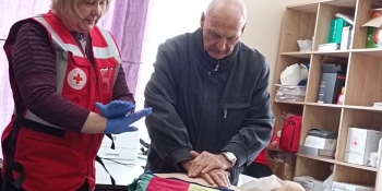 Червонохрестівці вчили запорізьких журналістів надавати першу домедичну допомогу в екстремальних умовах