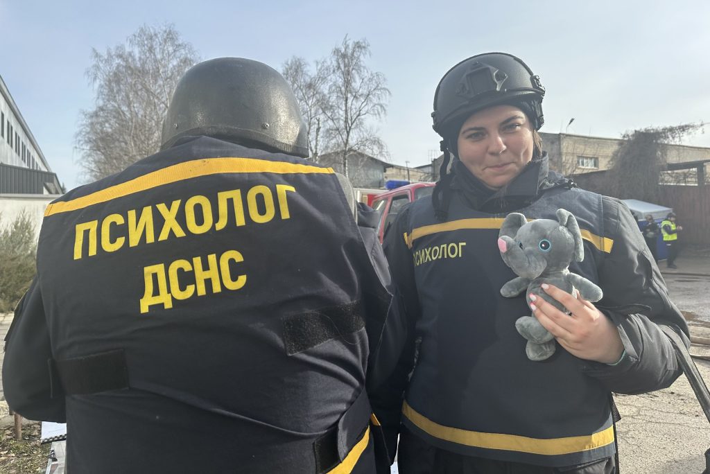 «Доторк чи слово можуть стати тригером»: як медійникам спілкуватися з постраждалими від обстрілів