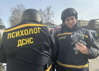 «Доторк чи слово можуть стати тригером»: як медійникам спілкуватися з постраждалими від обстрілів